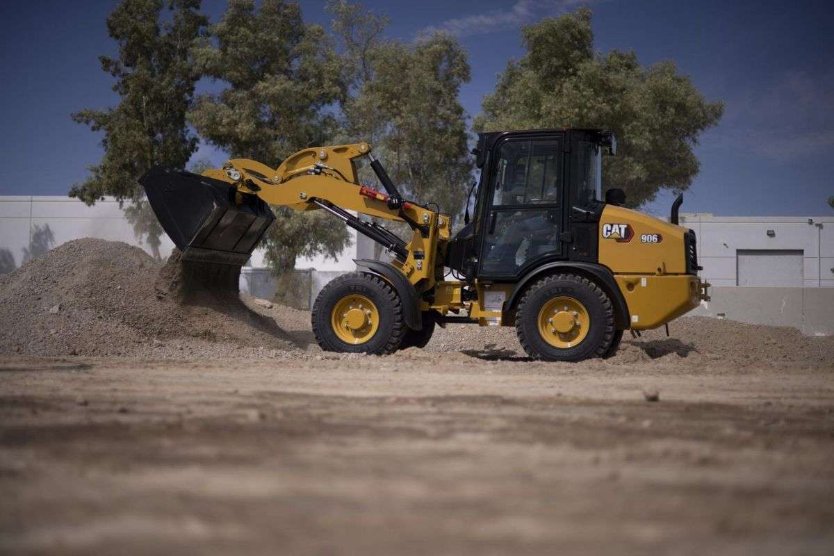 Cat Launches Three New Compact Wheel Loader Models