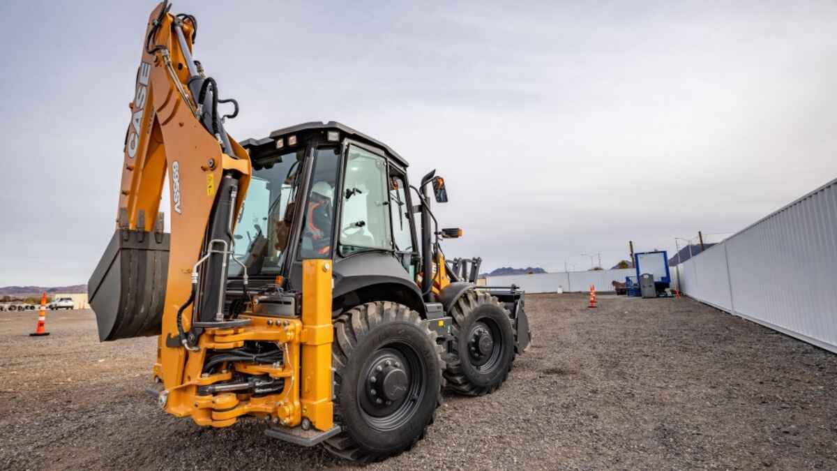 New And Updated CASE Machines Offer Options To Construction And Utility Fleets