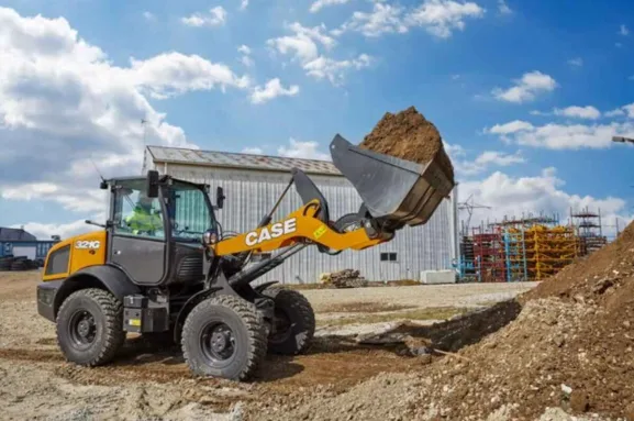 Cases-New-221G-321G-Compact-Wheel-Loaders-Boost-Comfort-Visibility-Control