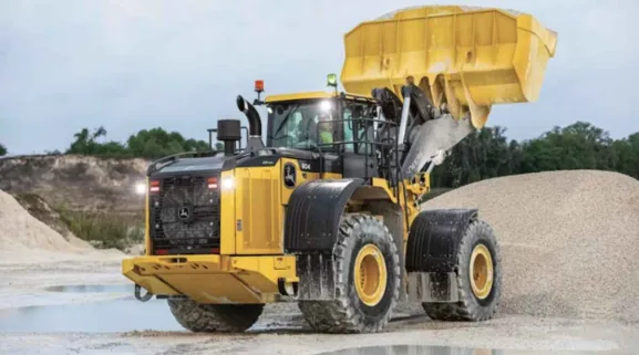 Deeres-New-844-And-904-X-Tier-Wheel-Loaders-Target-Fuel-Tire-Savings